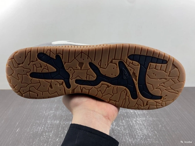 Cheap TBK THE CHECK TRAVIS X SCOTT CUT FZ8117-001 JORDAN 0817